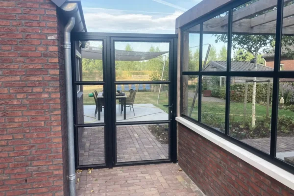 Wijbosch buitenhaard stalenkozijn stalendeur buiten stalen lichtstraat lichtkoepel skylight pizzaoven63