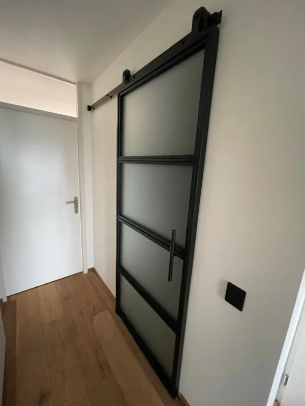 denbosch stalen deur melkglas badkamer loftdeur schuifdeur4 (1)