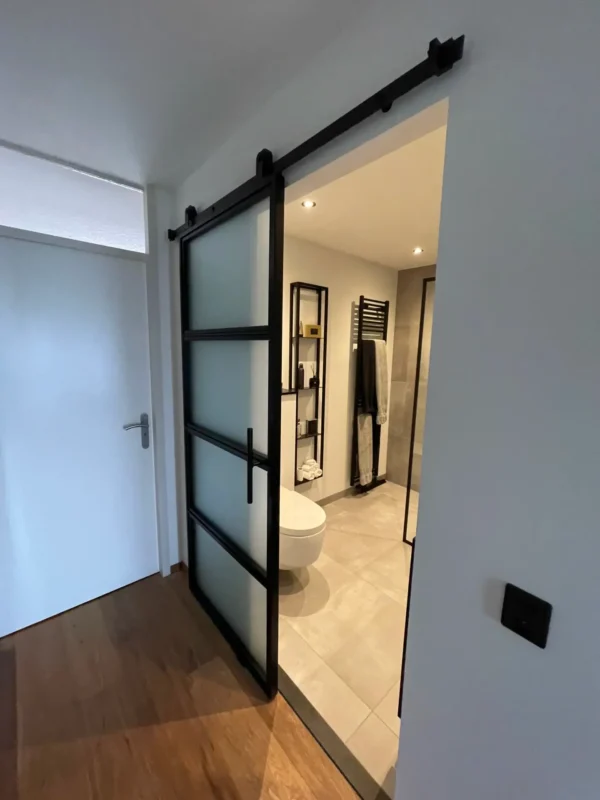 denbosch stalen deur melkglas badkamer loftdeur schuifdeur5 (1)