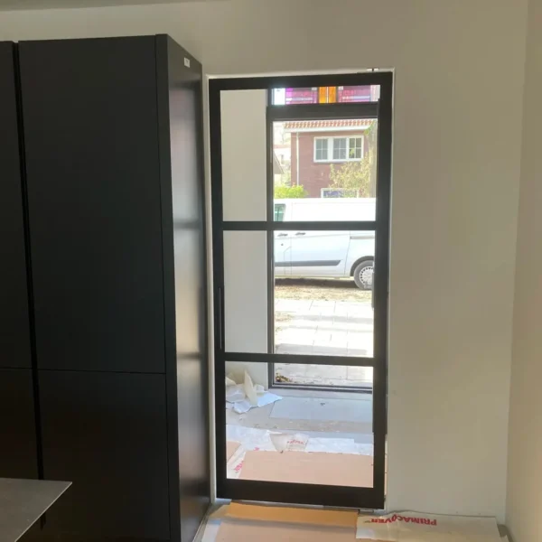 oedenrode stalentrap stalen deur6